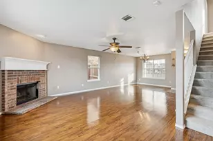 10757 Braemoor Dr, Fort Worth, TX 76052 - Photo 6