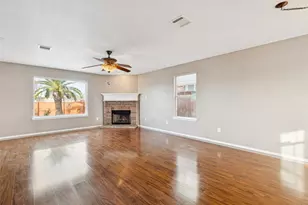 10757 Braemoor Dr, Fort Worth, TX 76052 - Photo 4