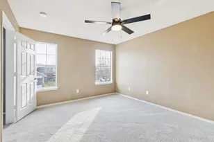 10757 Braemoor Dr, Fort Worth, TX 76052 - Photo 20