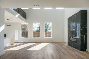 2950 Sundial Dr, Dallas, TX 75229 - Photo 10