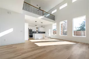 2950 Sundial Dr, Dallas, TX 75229 - Photo 8