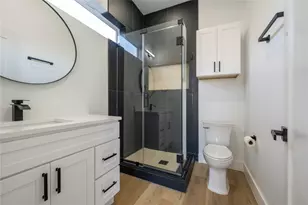 2950 Sundial Dr, Dallas, TX 75229 - Photo 16