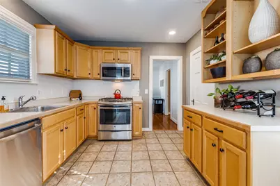 519 Newell Avenue, Dallas, TX 75223 - Photo 8