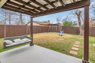 6433 Heather Dr, Watauga, TX 76148 - Photo 22