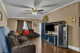 2410 Northumberland Dr, Garland, TX 75041 - Photo 12