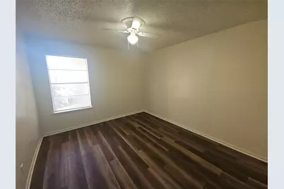 2109 Fleur De Lis Court, Arlington, TX 76012 - Photo 26