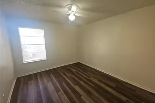 2109 Fleur De Lis Ct, Arlington, TX 76012 - Photo 26