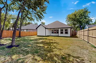 806 S Sherman St, Ennis, TX 75119 - Photo 26