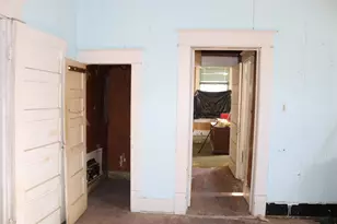 417 N Scullin Ave, Denison, TX 75020 - Photo 8