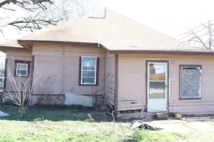 417 N Scullin Ave, Denison, TX 75020 - Photo 16