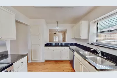 8205 April Lane, Watauga, TX 76148 - Photo 24