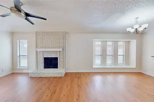 8205 April Ln, Watauga, TX 76148 - Photo 16