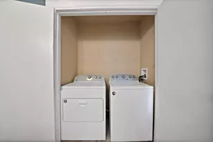 3913 Dana Dr, Haltom City, TX 76117 - Photo 14