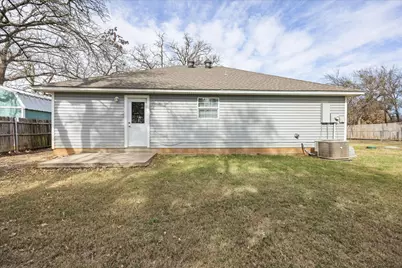 1813 Pioneer Road, Granbury, TX 76049 - Photo 24