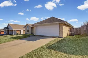 224 California Dr, Red Oak, TX 75154 - Photo 4