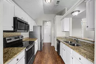 224 California Dr, Red Oak, TX 75154 - Photo 10