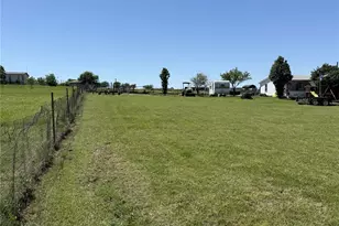 235 Hilltop Trail, New Fairview, TX 76078 - Photo 4