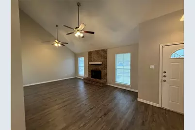 831 Courtland Place, Mesquite, TX 75150 - Photo 4