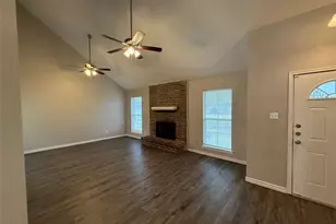 831 Courtland Pl, Mesquite, TX 75150 - Photo 4