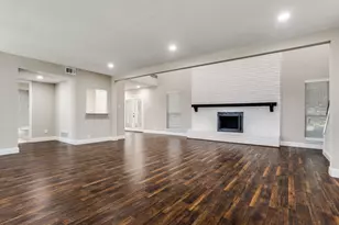 2226 Meadowview Dr, Garland, TX 75043 - Photo 4