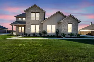 303 Crystal Lk Ln, Red Oak, TX 75154 - Photo 6