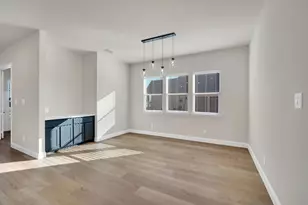 303 Crystal Lk Ln, Red Oak, TX 75154 - Photo 12