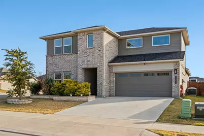 9352 Herringbone Drive, Fort Worth, TX 76131 - Photo 2