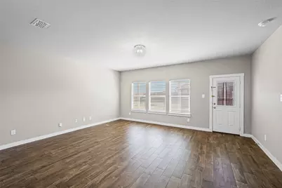 9352 Herringbone Drive, Fort Worth, TX 76131 - Photo 6