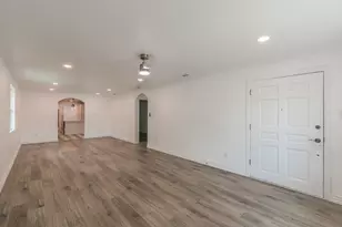 1812 Boyd St, Dallas, TX 75224 - Photo 8