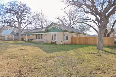 517 W Lamar Street, Alvord, TX 76225 - Photo 1