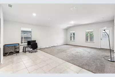 714 Wolf Creek Drive, Cleburne, TX 76033 - Photo 22