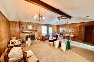 127 Eastpark Rd, Graham, TX 76450 - Photo 2