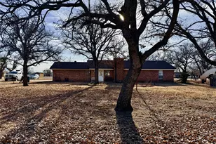 127 Eastpark Rd, Graham, TX 76450 - Photo 26