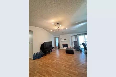 4203 Ravenhill Lane, Arlington, TX 76016 - Photo 2