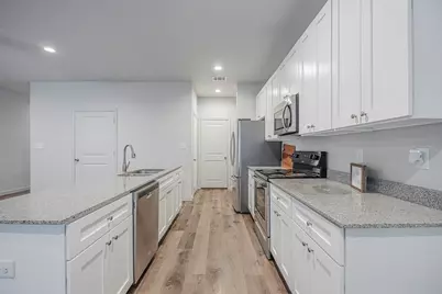 2801 17th Street, Fort Worth, TX 76106 - Photo 6