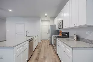 2801 17th St, Fort Worth, TX 76106 - Photo 6