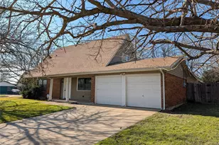 6732 Plantation Rd, Forest Hill, TX 76140 - Photo 1