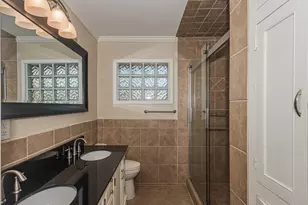 13450 Mt Castle Dr, Farmers Branch, TX 75234 - Photo 12