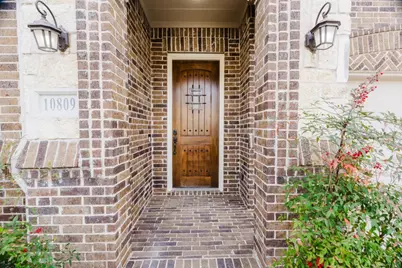 10809 Grecian Drive, McKinney, TX 75072 - Photo 2