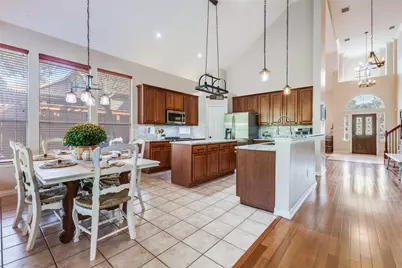 2402 Indian Trail, Rowlett, TX 75088 - Photo 8