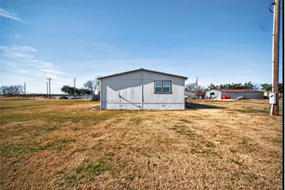 147 Emberson Chapel Road, Pilot Point, TX 76258 - Photo 32