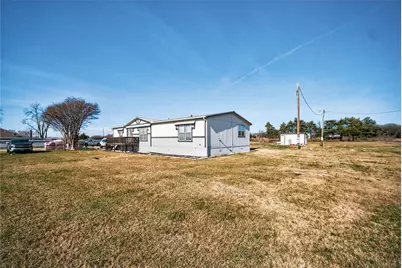 147 Emberson Chapel Road, Pilot Point, TX 76258 - Photo 6