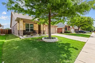 1705 Quail Springs Cir, Fort Worth, TX 76177 - Photo 2