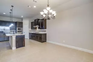 200 Hawks Rdg Trl, Burleson, TX 76028 - Photo 20