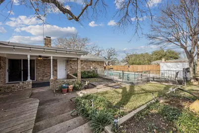 432 Hillview Drive, Hurst, TX 76054 - Photo 22