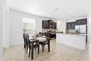 109 Red Fox Ln, Denton, TX 76210 - Photo 8