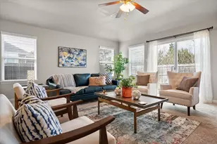 3011 Driftwood Ln, Lancaster, TX 75146 - Photo 14