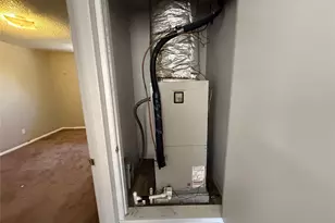 818 Clarissa Pl, Garland, TX 75040 - Photo 10