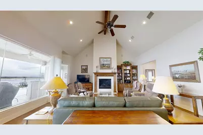 4302 Shale Bluff Court, Granbury, TX 76048 - Photo 6