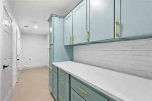 8004 Ferndale Dr, Benbrook, TX 76116 - Photo 14